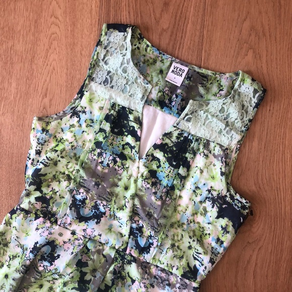 Vero Moda Spring Dress - Picture 1 of 3